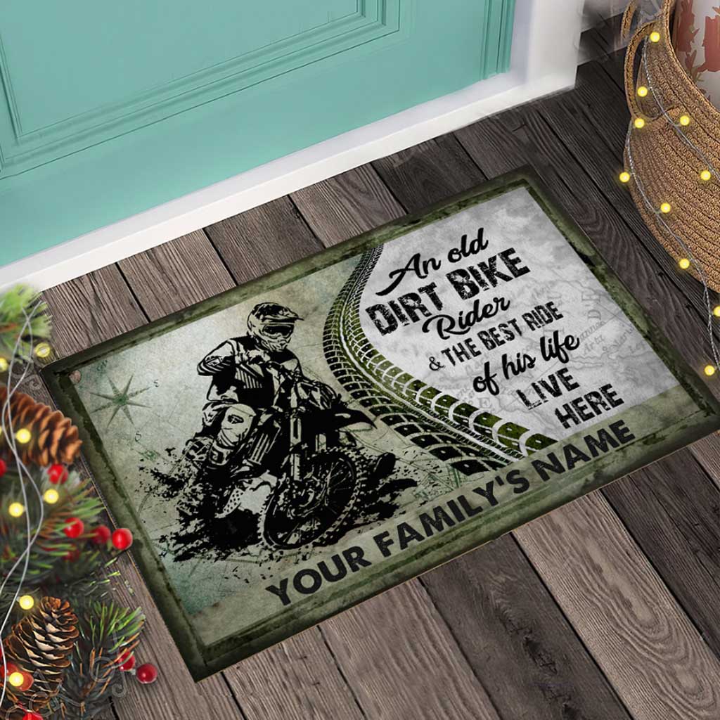 An Old Dirt Bike Rider - Personalized Doormat