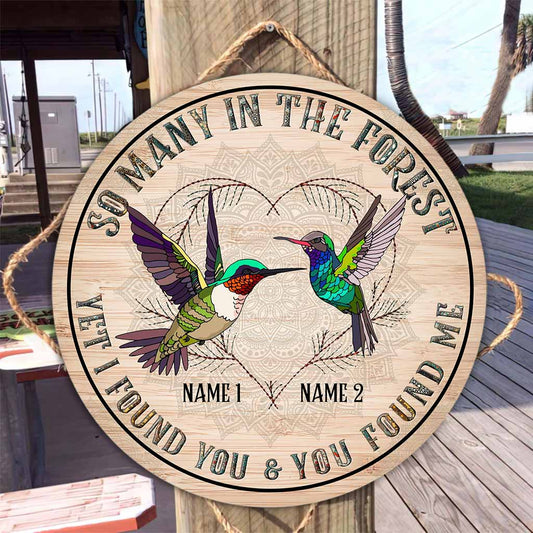 So Many In The Forest - Hummingbird Personalized Round Wood Sign